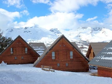 Lodges with stunning mountain views