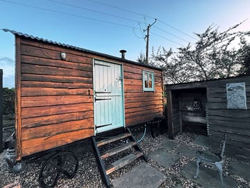 Hut