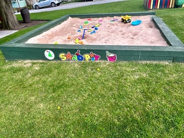 Play pit