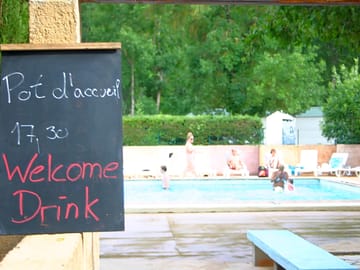 Join other guests for a welcome drink