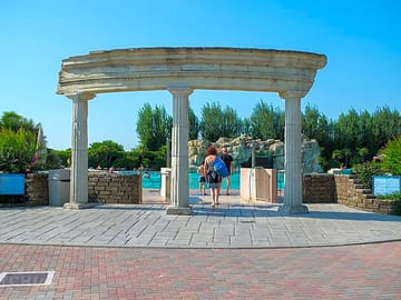 Entrance to the pool