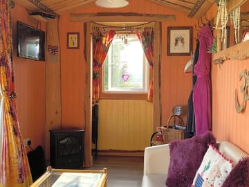 Inside daisy
