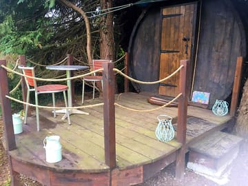 Exterior of la coup de foudre