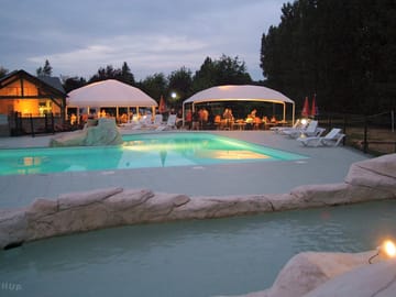 The swimming pool at night