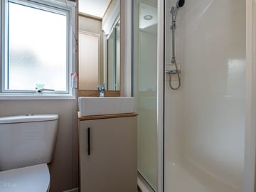 Main bathroom.