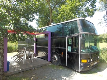 Hébergement insolite en bus