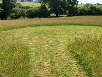 Grass tent pitch