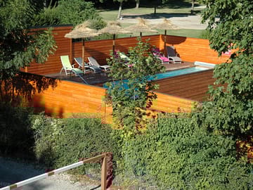 Secluded swimming pool