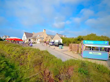 The hostel from the front..with it's own ice cream shack!