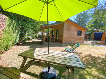 Exterior with picnic table