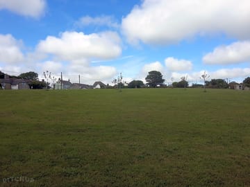 Spacious pitches
