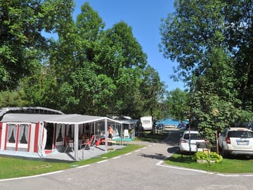Camping pitches with room for your awning
