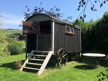 Shepherd's hut