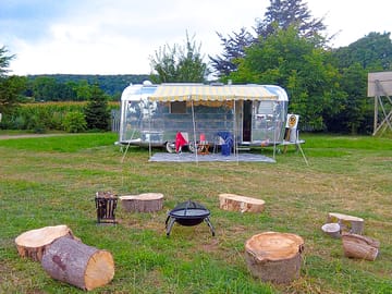 Seats and firepit