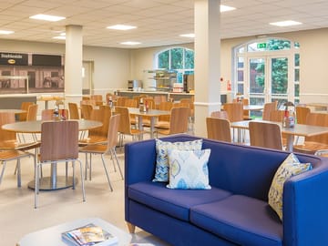 Café on site serving yorkshire breakfast on weekends