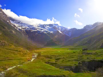 Otal valley, one of the best places for a day trip from the site