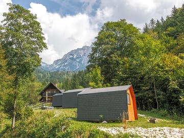 The hillside cabins with spectacular views