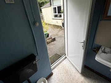 Shared wc
