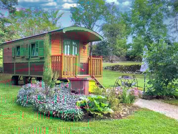Caravan exterior