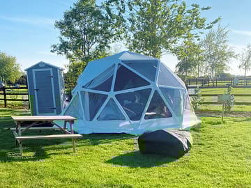 Daphne dome