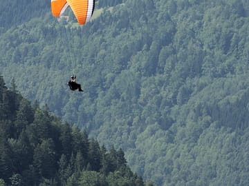 Paragliding nearby