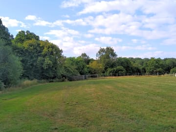 Flat and well-maintained ground