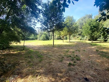 Access to pitch area