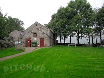 Centre buildings with men's toilets