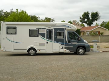Large motorhomes are welcome