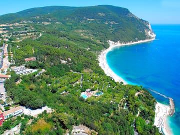 Aerial view of the site and stunning beach location