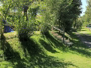 Natural surrounds