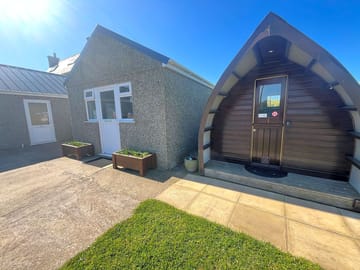 Pod and kitchen