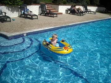 Fauxquette pool