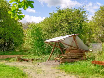 Dormouse pitch