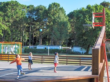 A multisport court is availble