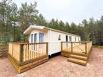 Exterior of Sandy Pitch 7