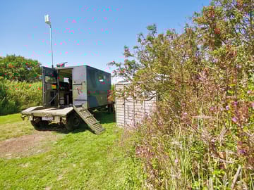 Pod 2 exterior