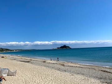 Marazion beach looking to st michael's mount
