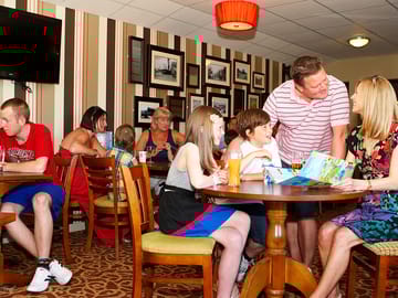 Clubhouse bar and restaurant