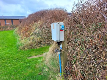 Electric hook-up