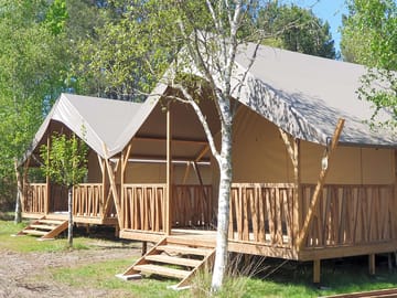 Lodges on site