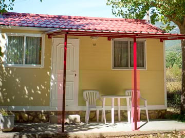 Static caravan