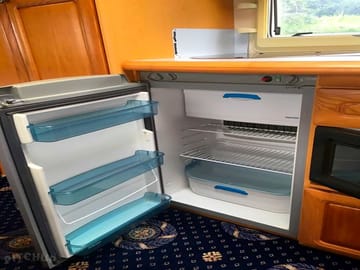 Fridge