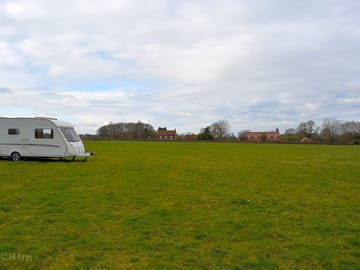 Level and spacious touring pitches