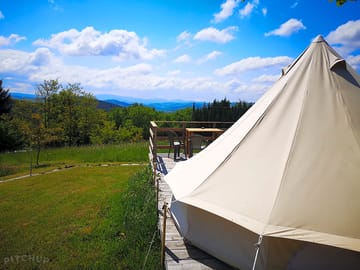 The montoncel tent