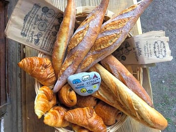 Breakfast baguettes