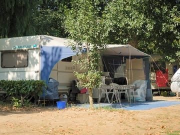 Emplacement nu