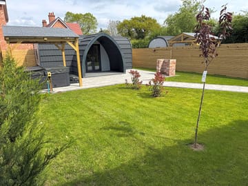 Glamping pod