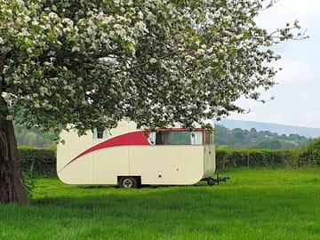 Maggie the 1947 streamlite rover