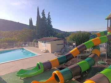 Pool complex